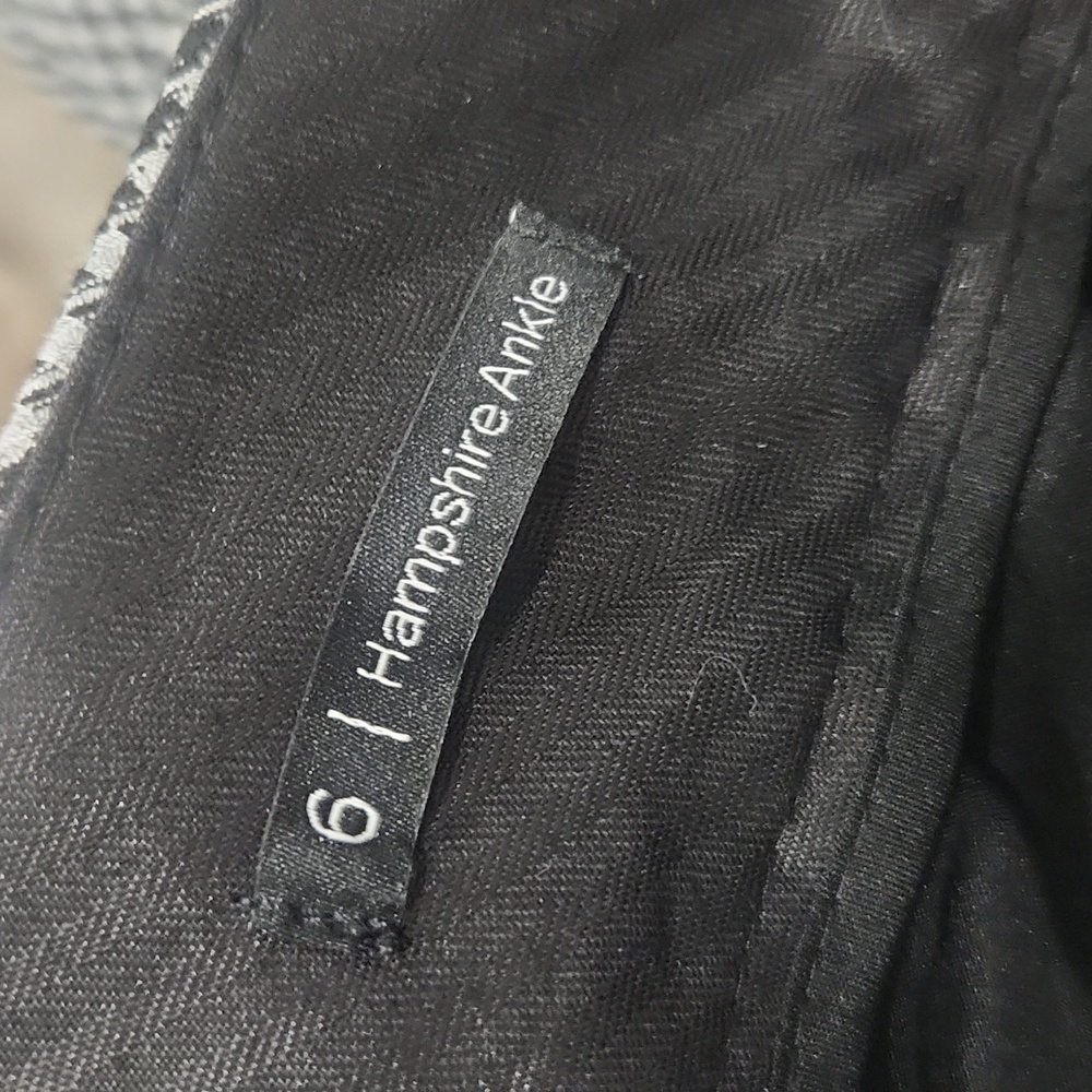 Talbots Hampshire Ankle Pants 🖤🤍 - Picture 8 of 9